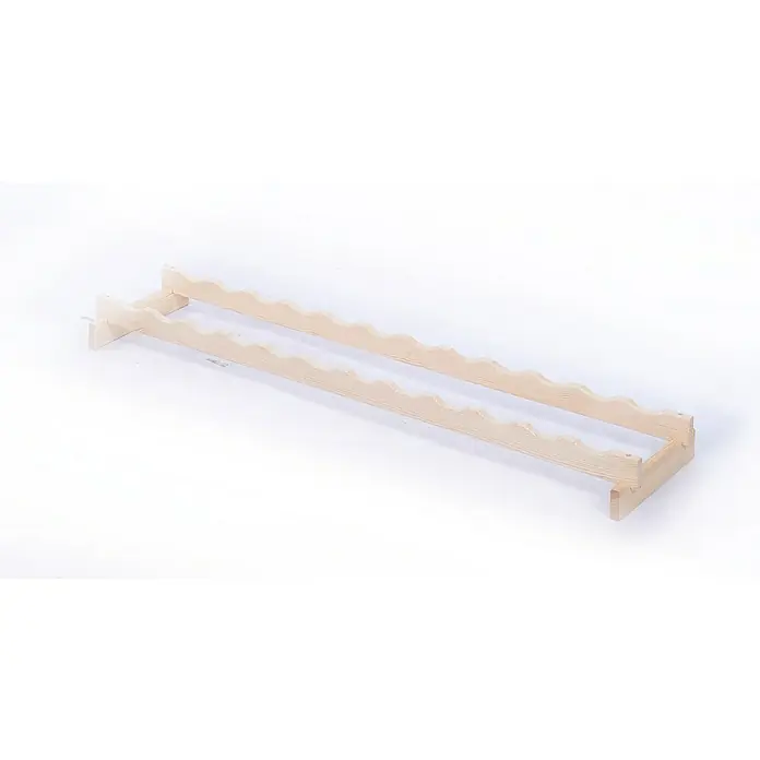 Proregal Flaschenregal Weinregal VINOTECA FLEX PRO für 12 Flaschen - L x B x H: 28 x 123 x 9 cm, Holz, Anzahl Böden: 1 Stk. - Das Bild zeigt ein unbehandeltes Holzweinregal mit einem wellenförmigen Design, das sich ideal zur Aufbewahrung von Weinflaschen eignet.