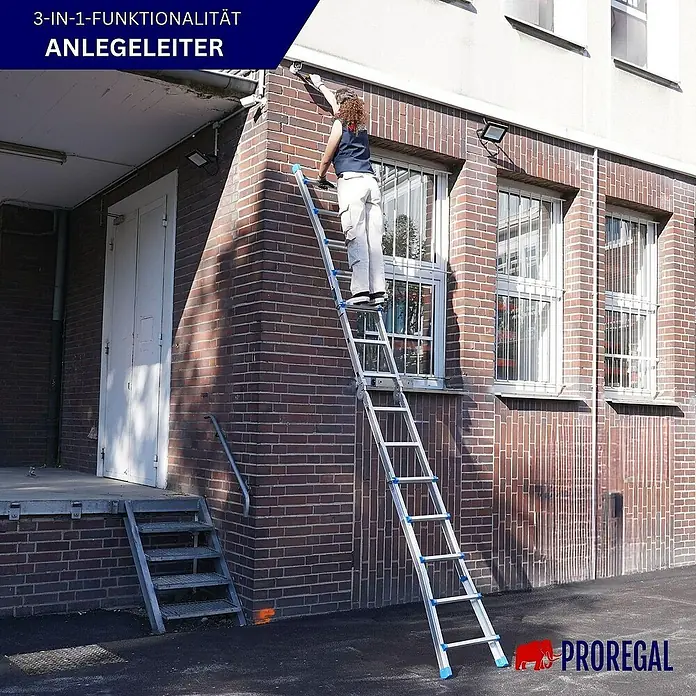 Proregal Mehrzweckleiter APOLLO 3-in-1 - Anzahl Tritte: 16 Stk., Arbeitshöhe: 5.500 mm, Belastbarkeit: 150 kg, Aluminium - Eine Person benutzt eine 3-in-1-Funktionsleiter von PROREGAL an einer Ziegelwand. Ideal für vielfältige Arbeiten im Haus und Garten.