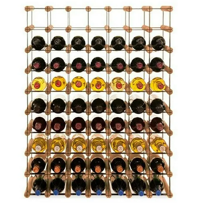 Proregal Flaschenregal Modulares Weinregal VINOTECA MOD METAL für 7x9 Flaschen - L x B x H: 24,5 x 72,5 x 92,5 cm, Holz - Weinflaschen sind in einem Holzregal aufgereiht. Das Regal fasst mehrere Flaschen und ist eine praktische Lösung für die Weinlagerung.