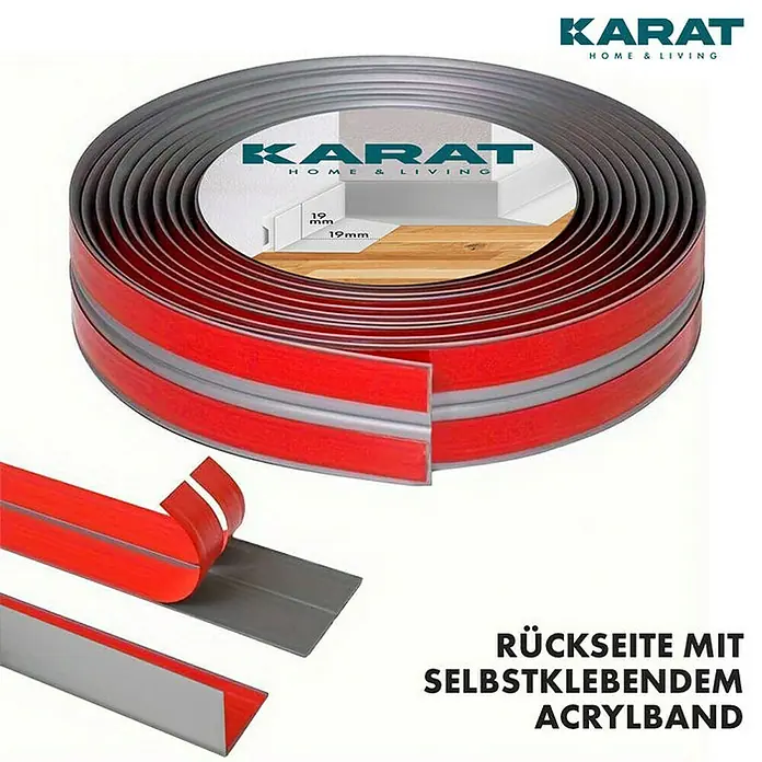 Floordirekt Weichsockelleiste Weichsockelleiste Riga Grau 19 x 19 mm - 25 m - Sonstige, Kleben - Produktbild einer Karat Sockelleiste mit Klebeband. Ideal für ein stilvolles Zuhause und einfache Montage.