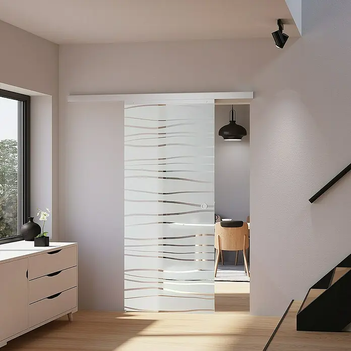 Inova Schiebetür-Komplettset Glasschiebetür ESG G teil satiniert 755 x 2035 mm - 755 x 2.035 mm - Moderne Inneneinrichtung mit einer eleganten Schiebetür aus Glas mit dekorativen Streifen. Das Design ist stilvoll und minimalistisch.