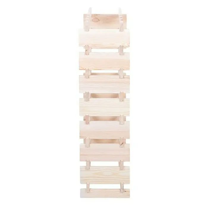 Proregal Flaschenregal Weinregal VINOTECA FLEX PRO für 48 Flaschen - L x B x H: 28 x 65 x 107 cm, Holz, Anzahl Böden: 8 Stk. - Nahaufnahme einer hellen, hölzernen Gepäckträger-Leiter, die durch ihr schlichtes Design und natürliche Holzmaserung besticht.