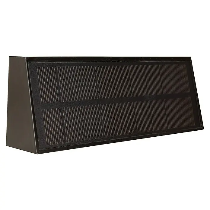 Arte confort Aplique solar para exterior Trape - 1,3 W, Blanco neutro, Negro - Aquí hay un panel solar rectangular con marco negro, diseñado para la generación de energía respetuosa con el medio ambiente.