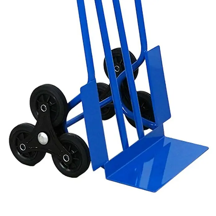 Proregal Treppen-Sackkarre RHINO mit XL Schaufel, 250 kg Traglast & Vollgummibereifung - Stahl, Traglast: 250 kg - Nahaufnahme eines blauen Treppensteigers mit innovativem Dreirad-Design, ideal für den Transport von Lasten über Treppen.