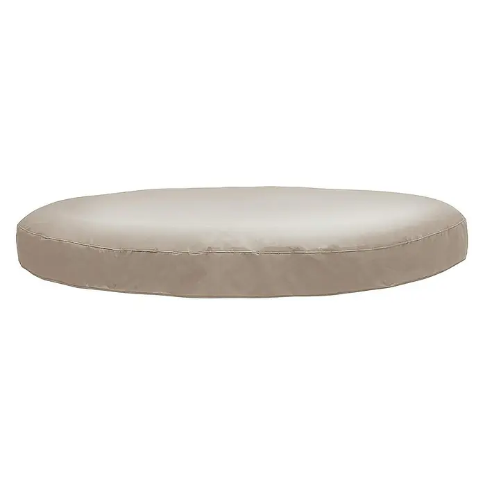 Home Deluxe Außen-Whirlpool SPLASH inkl. Abdeckung - 208 x 208 x 65 cm, Beige, Max. Personenzahl: 6 Stk. - Nahaufnahme eines runden, beigen Sitzkissens mit einer dezenten Naht, ideal für entspannte Momente im Wohnbereich. Das Sitzkissen ist einladend und bequem.