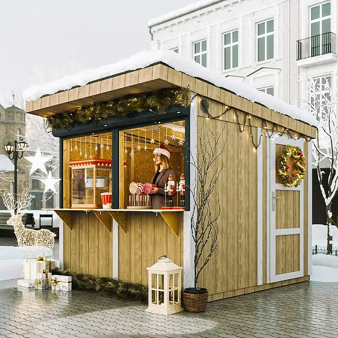 Timbela Marktstand M950 - Außenbreite inkl. Dachüberstand: 248 cm, Außentiefe inkl. Dachüberstand: 305 cm, Natur - Weihnachtsmarktstand mit Dekorationen, Lebkuchen, Popcornmaschine und einer Frau mit Weihnachtsmütze, festliche Atmosphäre.