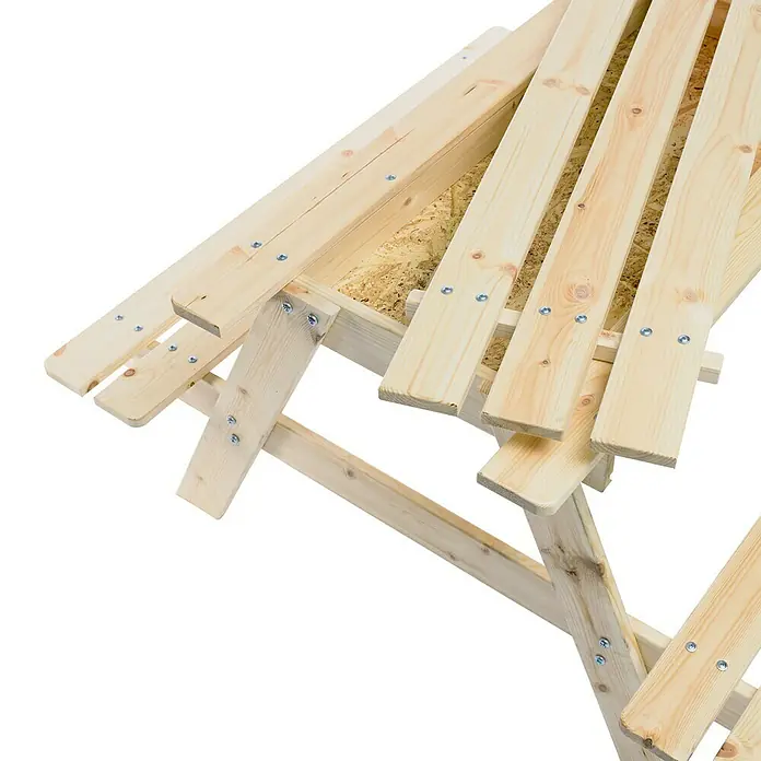 Timbela Kinder-Sitzgruppen-Set - 90 x 90 x 50 cm, Holz, Mit Staufach - Nahaufnahme eines hellen Holz-Picknicktisches mit Schrauben und einer einfachen Holzplatte, ideal für den Garten.