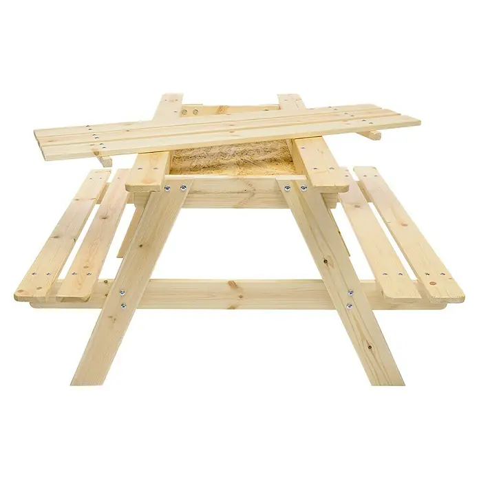 Timbela Kinder-Sitzgruppen-Set - 90 x 90 x 50 cm, Holz, Mit Staufach - Detailaufnahme eines unfertigen Holztisches, der die Konstruktion und das Potenzial für DIY-Projekte hervorhebt.