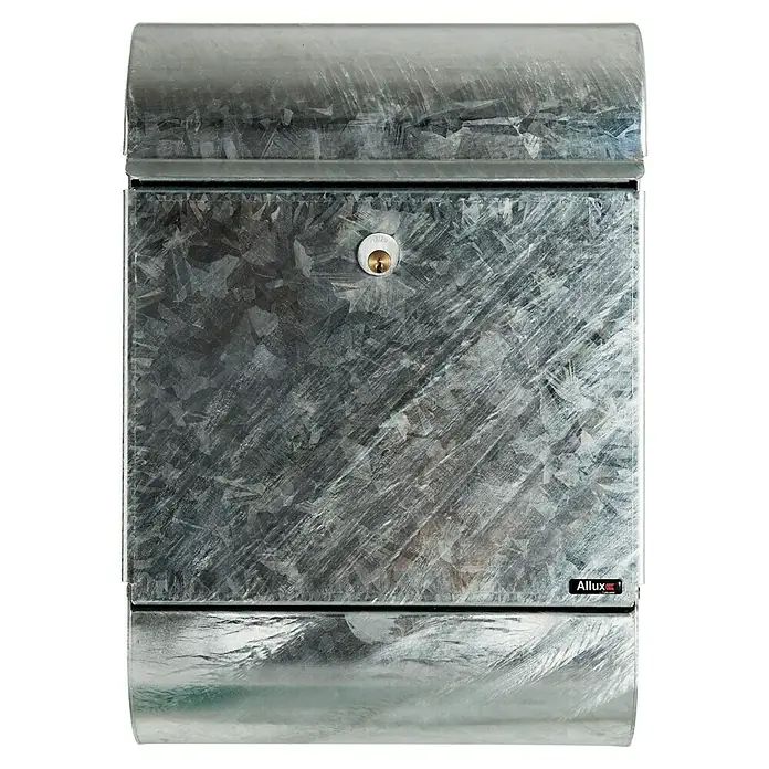 Allux Standbriefkasten 9000 - L x B x H: 165 x 340 x 500 mm, Silber, Stahl - Nahaufnahme eines Allux Briefkastens aus verzinktem Stahl mit Schloss. Robustes und sicheres Design für Ihre Post.