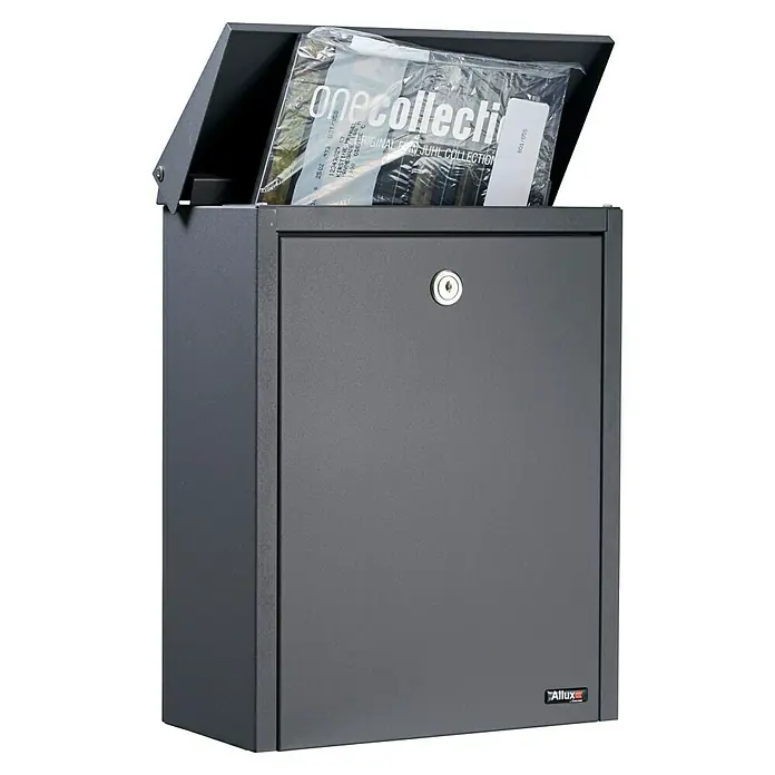 Allux Briefkasten 200 - L x B x H: 140 x 280 x 390 mm, Anthrazit, Stahl - Allux Paketbriefkasten aus Stahl mit einer Zeitung in Folie in der offenen Klappe.