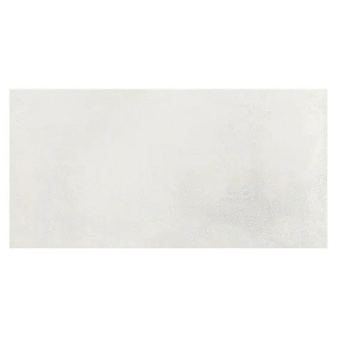 Revestimiento de pared Energy - 60 x 30 cm, Blanco, Mate, Espesor: 8 mm - Elegante encimera de cocina clara con una textura fina. Un diseño atemporal para cocinas modernas y clásicas, que irradia calidez y limpieza.