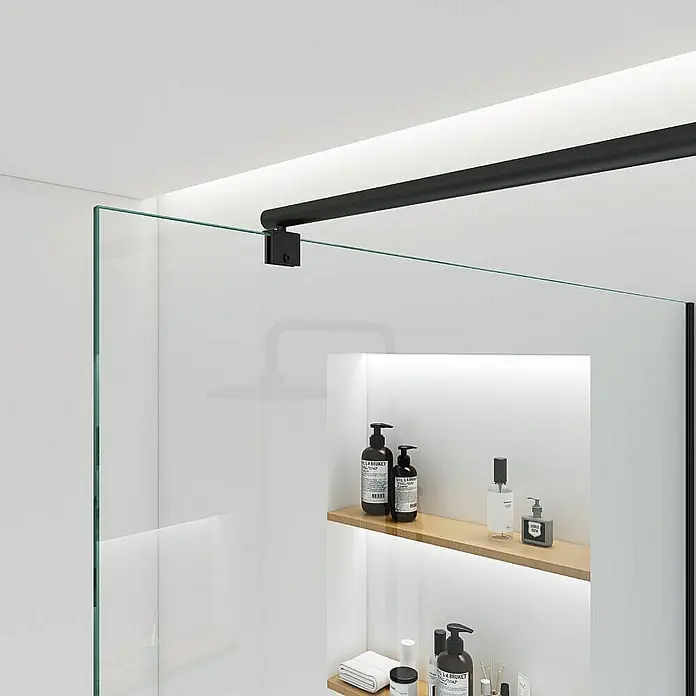 Home Deluxe Duschwand - Schwarz / Klarglas - Nahaufnahme einer modernen Duschkabine mit Glaswänden und schwarzer Metallhalterung, die ein minimalistisches Design zeigt.