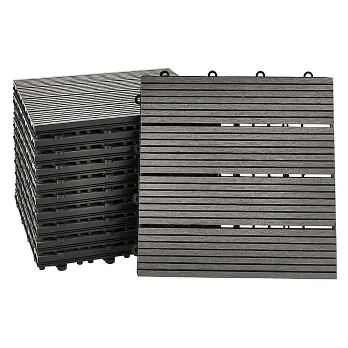 Home Deluxe Terrassenfliese BAVARO 1m² - Anthrazit, Matt - Ein Stapel grauer Terrassenfliesen aus Holz-Kunststoff-Verbundmaterial, ideal für die Gestaltung von Außenbereichen.