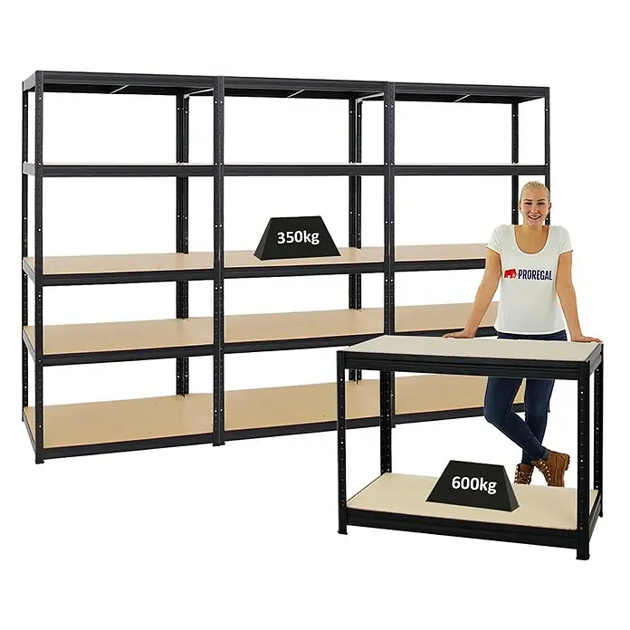 Proregal Schwerlastregal Mega Deal 3x Slim Elephant M & 1x Höhenverstellbare Werkbank Slim DINO - Traglast pro Boden: 350 kg, Anzahl Böden: 5 Stk., Stecken, Schwarz - Metallregal mit mehreren Ebenen und Belastungsgewichten, präsentiert von einer Frau. Das Regal ist stabil und bietet viel Stauraum.