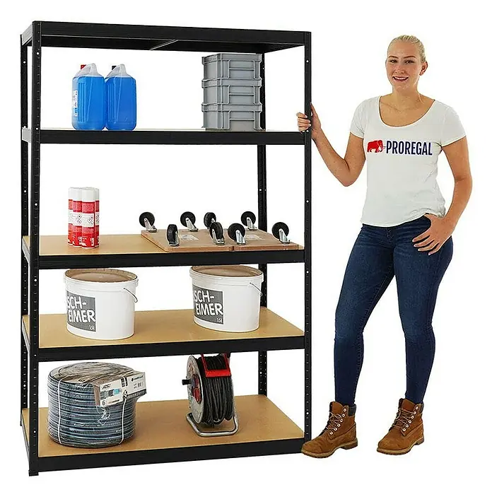 Proregal Schwerlastregal Mega Deal 3x Big Elephant M & 1x Höhenverstellbare Werkbank Slim DINO - Traglast pro Boden: 250 kg, Anzahl Böden: 5 Stk., Stecken, Schwarz - Metallregal mit verschiedenen Artikeln in einem Lagerhaus zusammen mit einer Frau.