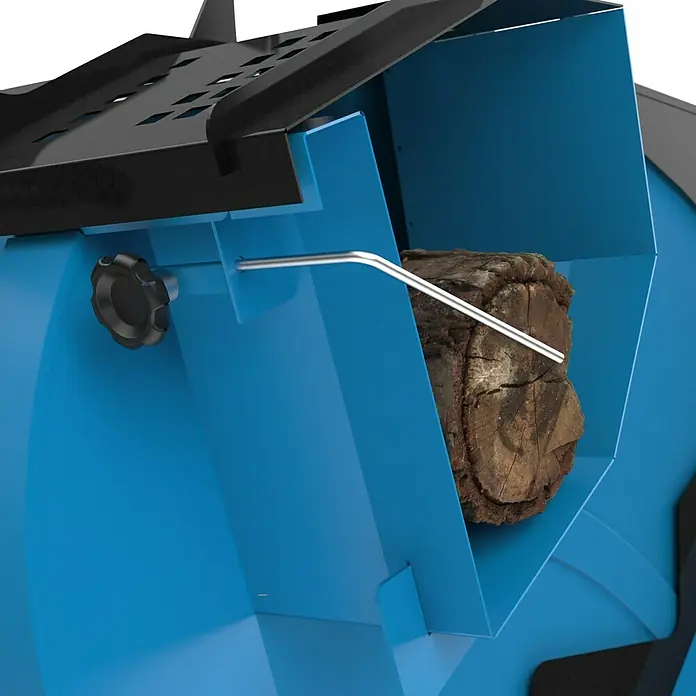 Güde Wippkreissäge GWS 700 ZR HM-2 - Durchmesser Sägeblatt: 700 mm, Bohrung Sägeblatt: 30 mm - Nahaufnahme eines blauen Holzspalters mit einem Holzscheit, der durch eine Metallstange gehalten wird, was die Funktionalität des Produkts hervorhebt.