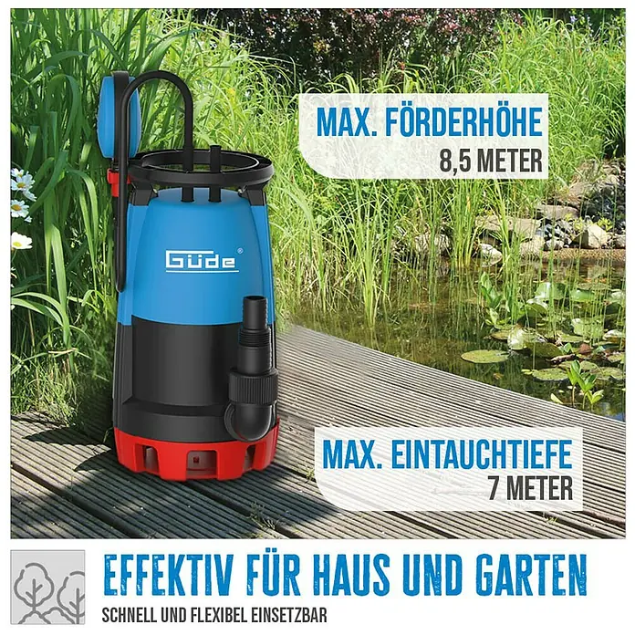 Güde Schmutzwasserpumpe GS 751 3 in 1 - Max. Fördermenge: 15.900 l/h - Bild einer Güde-Tauchpumpe vor einem Gartenteich, mit hervorgehobenen Leistungsdaten.