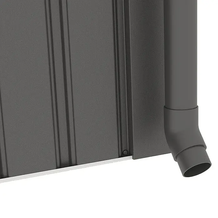 Gardol Gerätehaus Cubus Max - Außenmaß inkl. Dachüberstand (B x T): 294 x 230 cm, Stahl, Schwarz - Detailaufnahme eines grauen Dachrinnenrohrs vor einer strukturierten Wand, das Design und Funktionalität vereint.