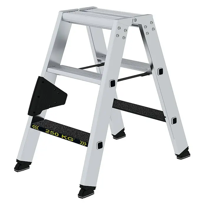 Proregal Doppel-Stehleiter mit 6 Stufen - Anzahl Tritte: 6 Stk., Arbeitshöhe: 2.200 mm, Belastbarkeit: 250 kg, Aluminium - Silberne Aluminium-Zweistufenleiter mit schwarzen Anti-Rutsch-Stufen und Füßen, belastbar bis 250 kg.