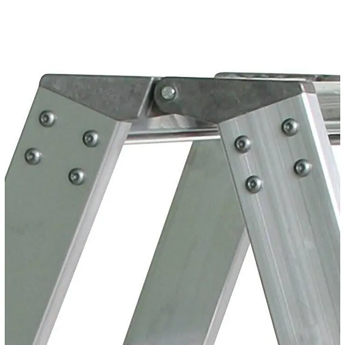 Proregal Doppel-Stehleiter beidseitig begehbar - Anzahl Tritte: 8 Stk., Arbeitshöhe: 2.450 mm, Belastbarkeit: 150 kg, Aluminium - Oberseite einer silbernen Aluminiumleiter mit Gelenkscharnier und Nieten.