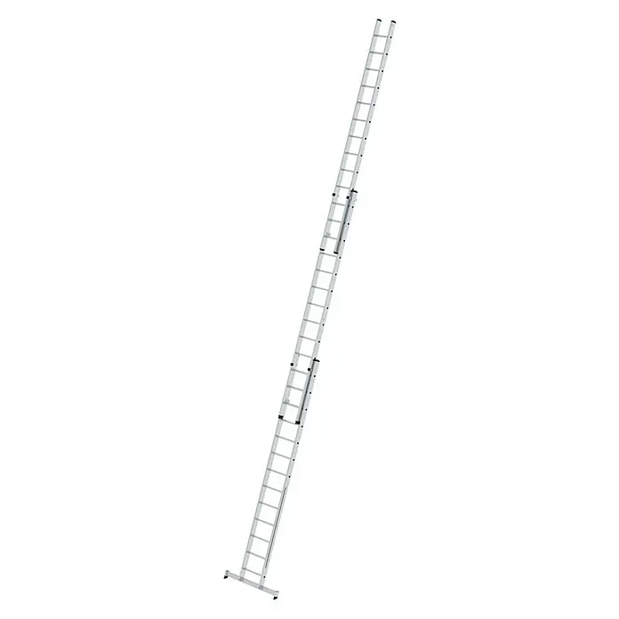 Proregal Mehrzweckleiter 3-teilig - Anzahl Tritte: 39 Stk., Arbeitshöhe: 10.600 mm, Belastbarkeit: 150 kg, Aluminium - Silberne Aluminium-Ausziehleiter mit breiter Stabilisierungsbasis.