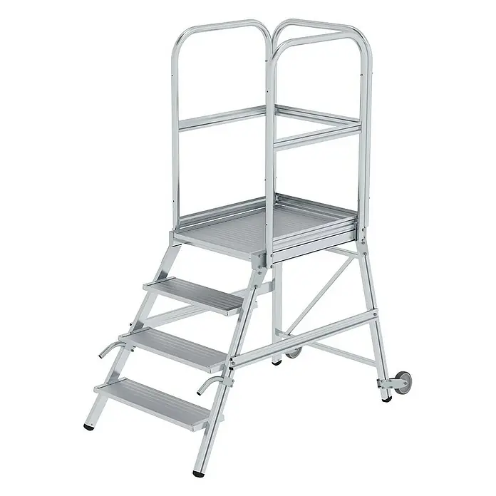 Proregal Treppenpodest einseitig begehbar - Anzahl Tritte: 4 Stk., Arbeitshöhe: 3.000 mm, Belastbarkeit: 150 kg, Aluminium - Silberne Aluminium-Mobil-Sicherheitsleiter mit mehreren Stufen, einer Plattform, Handläufen und Rollen.