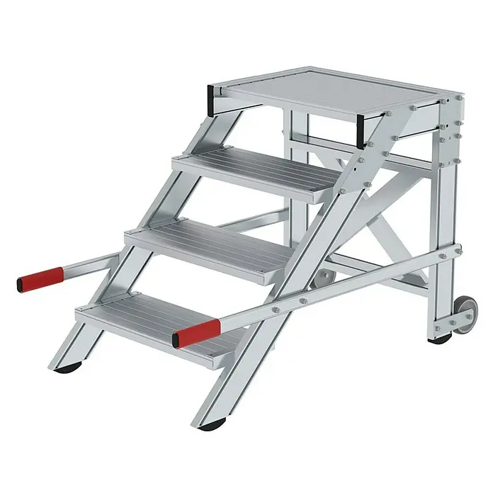 Proregal Treppenpodest Arbeitspodest fahrbar - Anzahl Tritte: 4 Stk., Arbeitshöhe: 2.800 mm, Belastbarkeit: 200 kg, Aluminium - Silberne Aluminium-Arbeitstreppe mit vier Stufen, roten Griffen und hinteren Rädern für Mobilität.