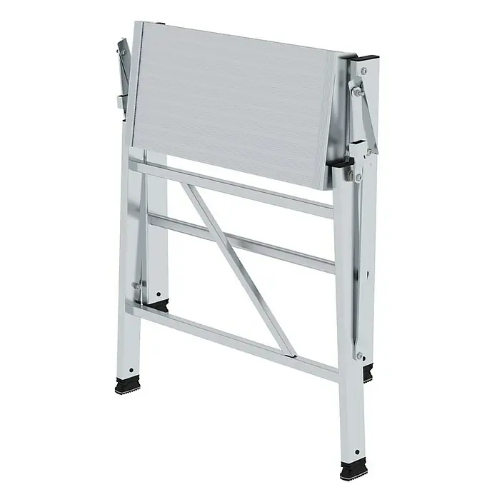 Proregal Klapptritt einseitig begehbar - Anzahl Tritte: 2 Stk., Arbeitshöhe: 2.700 mm, Belastbarkeit: 150 kg, Aluminium - Zusammenklappbarer silberner Aluminium-Arbeitsbock mit geriffelter Oberseite und schwarzen Gummifüßen.