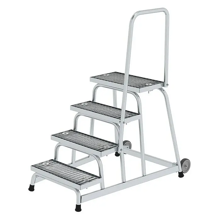 Proregal Treppenpodest Arbeitspodest starr mit 4 Stufen - Anzahl Tritte: 4 Stk., Arbeitshöhe: 2.800 mm, Belastbarkeit: 150 kg, Aluminium - Silberne mobile Treppe mit vier perforierten Anti-Rutsch-Stufen und Handlauf, ausgestattet mit Rädern.
