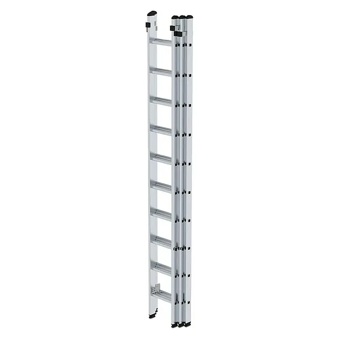 Proregal Schiebeleiter 3-teilig - Anzahl Tritte: 30 Stk., Arbeitshöhe: 8.000 mm, Belastbarkeit: 150 kg, Aluminium - Silberne Aluminium-Mehrfachleiter mit schwarzen rutschfesten Füßen und Sicherheitsverschlüssen, zusammengeklappt dargestellt.