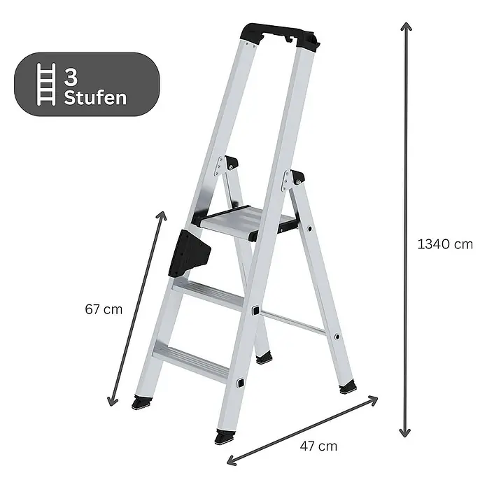 Proregal Stehleiter einseitig begehbar - Anzahl Tritte: 3 Stk., Arbeitshöhe: 2.700 mm, Belastbarkeit: 150 kg, Aluminium - Silberne Aluminium-Trittleiter mit 3 Stufen und schwarzen Akzenten, geöffnet und einsatzbereit.