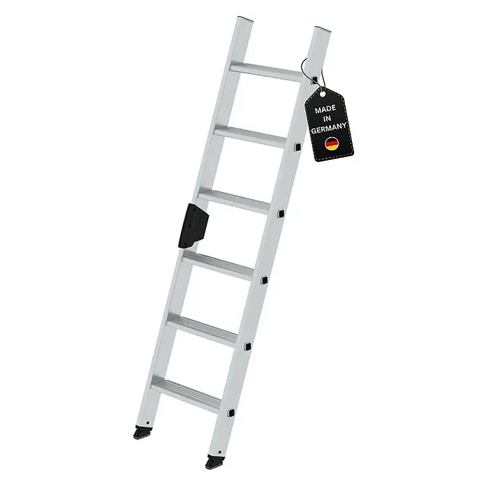 Proregal Anlegeleiter mit 6 Stufen - Anzahl Tritte: 6 Stk., Arbeitshöhe: 2.800 mm, Belastbarkeit: 150 kg, Aluminium - Silberne Aluminiumleiter mit schwarzen Anti-Rutsch-Füßen und Seitenmechanismus, gekennzeichnet mit 'Made in Germany'.