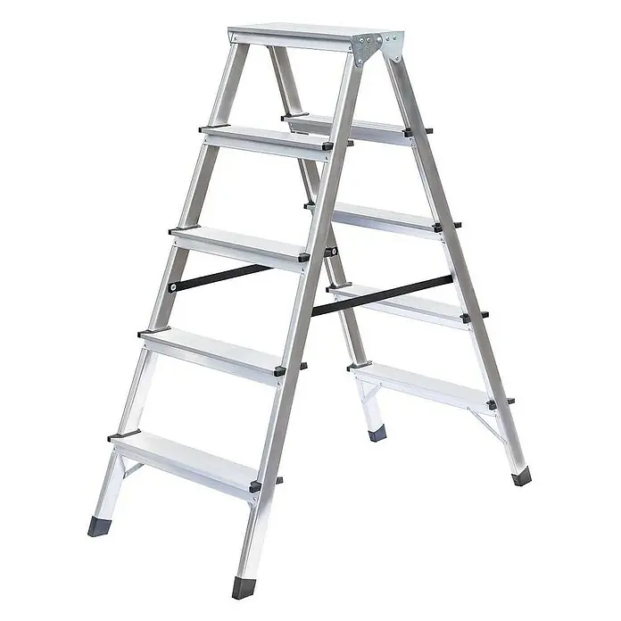 Proregal Doppel-Stehleiter beidseitig begehbar - Anzahl Tritte: 10 Stk., Arbeitshöhe: 2.700 mm, Belastbarkeit: 150 kg, Aluminium - Sechsstufige silberne Aluminium-Klappleiter mit schwarzen rutschfesten Füßen.