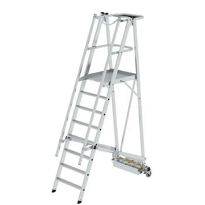 Proregal Stehleiter Plattformleiter klappbar mit schmalem Fahrwerk - Anzahl Tritte: 8 Stk., Arbeitshöhe: 3.850 mm, Belastbarkeit: 150 kg, Aluminium - Mobile Arbeitsplattform aus silbernem Aluminium mit Stufen, oberer Plattform, Sicherheitskette und Rollen zur einfachen Umpositionierung.