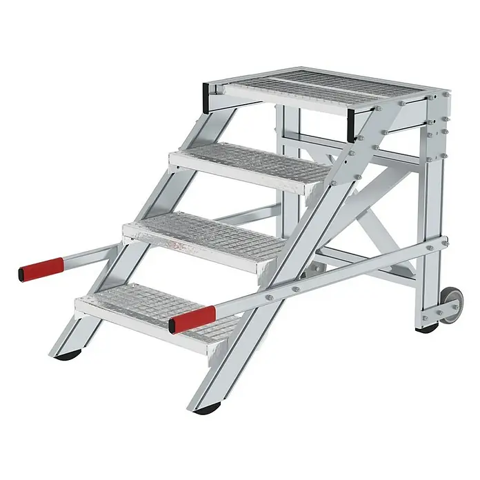 Proregal Treppenpodest Arbeitspodest fahrbar - Anzahl Tritte: 4 Stk., Arbeitshöhe: 2.800 mm, Belastbarkeit: 200 kg, Aluminium - Mobile Arbeitsstufen aus silbernem Aluminium mit vier rutschfesten Trittflächen, Plattform, roten Griffen und Rädern.