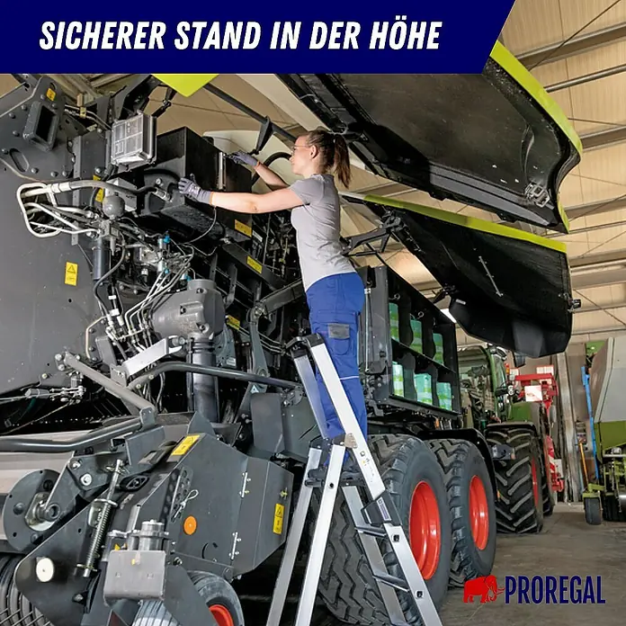 Proregal Stehleiter einseitig begehbar - Anzahl Tritte: 3 Stk., Arbeitshöhe: 2.700 mm, Belastbarkeit: 150 kg, Aluminium - Silberne Aluminiumleiter für sicheren Zugang zur Wartung großer Landmaschinen.