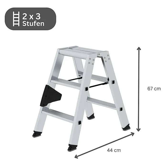 Proregal Doppel-Stehleiter beidseitig begehbar - Anzahl Tritte: 6 Stk., Arbeitshöhe: 2.200 mm, Belastbarkeit: 150 kg, Aluminium - Silberne Aluminium-Klappleiter mit 2x3 Stufen und schwarzen Füßen.