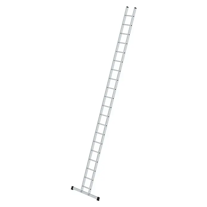 Proregal Anlegeleiter mit Standard-Traverse - Anzahl Tritte: 20 Stk., Arbeitshöhe: 7.000 mm, Belastbarkeit: 150 kg, Aluminium - Lange, silberne Metallleiter mit vielen Sprossen und einer breiten Stabilisatorstange am Fuß.