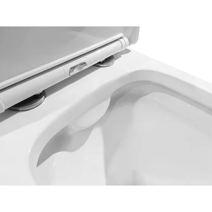 Pack de WC New 2010 - Con borde de descarga, Salida dual, Blanco - Primer plano de un inodoro blanco con asiento de cierre suave, destacando un diseño de baño moderno e higiénico.