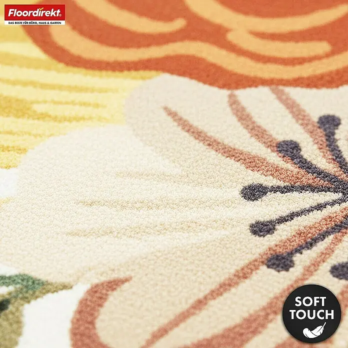 Floordirekt Kurzflorteppich Fleur 160 x 230 cm - Multicolor - Nahaufnahme eines Soft-Touch-Teppichs mit floralem Muster in Beige-, Orange- und Brauntönen.
