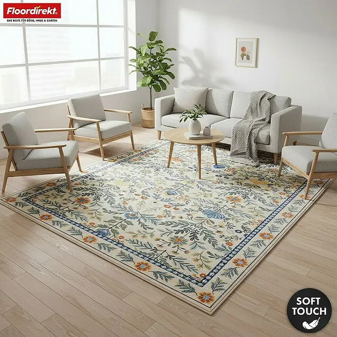 Floordirekt Kurzflorteppich Orientalis 200 x 290 cm - Ecru, 290 x 200 cm - Großer Blumen-Teppich in Creme mit blauen, grünen und orangefarbenen Mustern, der ein helles Wohnzimmer schmückt.