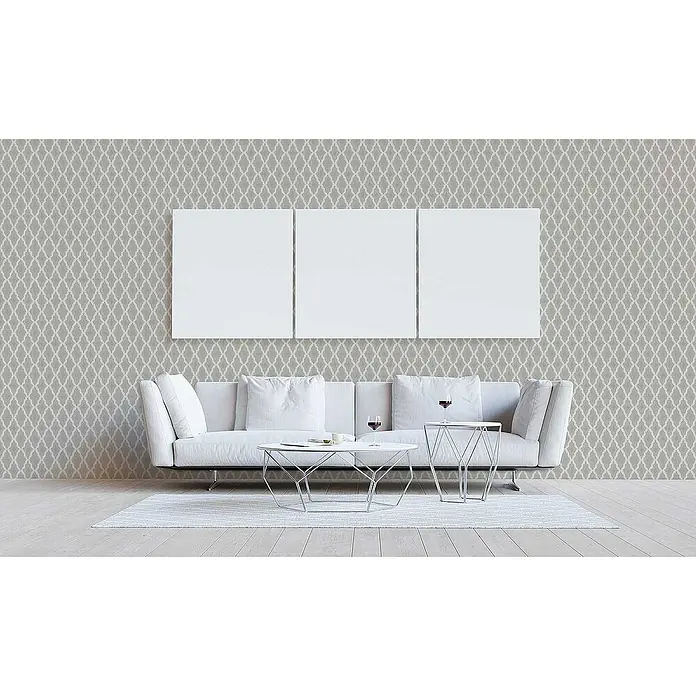 Tadessi Vliestapete M1-No.3866 - Creme, Streifen, 10,05 x 0,53 m - Hellgraue Tapete mit hellbeigem Ogee-Muster in einem modernen Wohnzimmer.