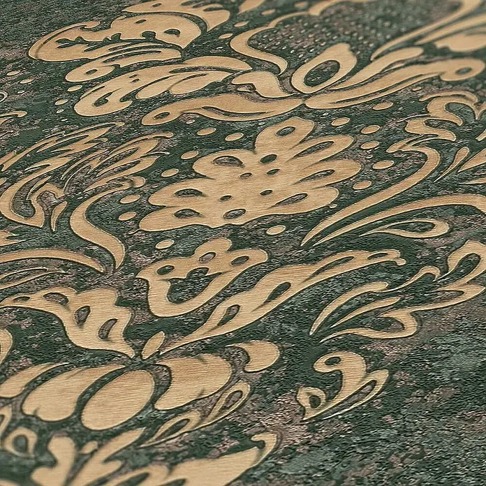 Tadessi Vliestapete M1-No.633 - Grün, Ornament, 10,05 x 0,53 m - Texturierte Oberfläche mit erhabenem metallischem Goldornament auf dunklem, meliertem Hintergrund.