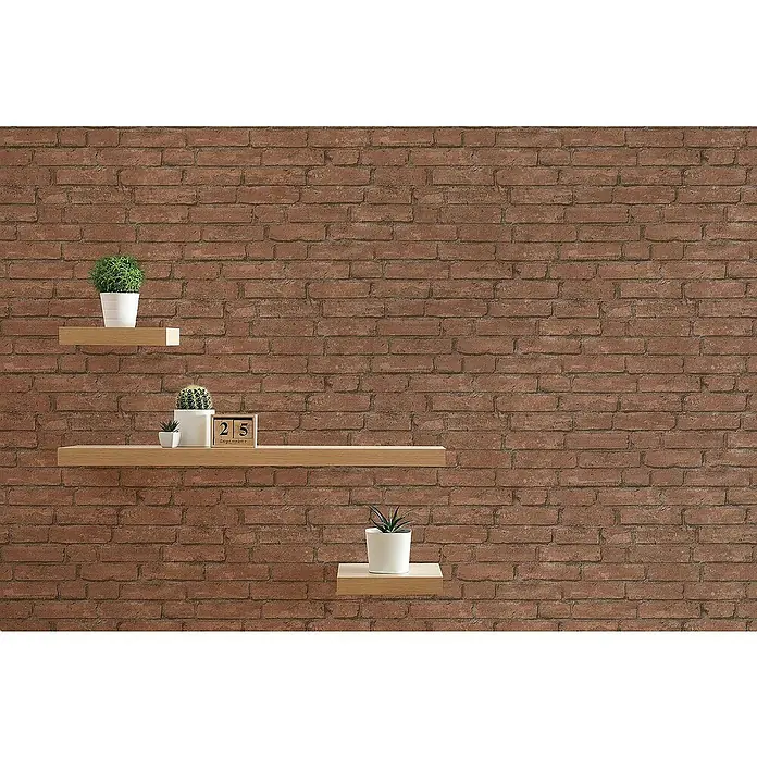 Tadessi Vliestapete M1-No.7 - Orange, Steinoptik, 10,05 x 0,53 m - Drei helle, schwebende Holzregale an einer Ziegelwand mit Topfpflanzen und einem Holzkalender.