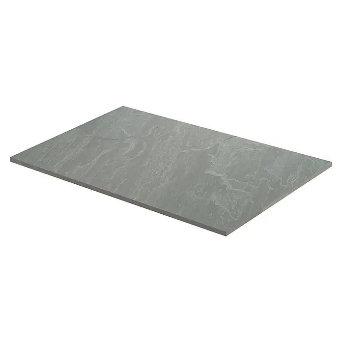 Terrassenfliese Tempio - 60 x 90 x 2 cm, Grey, Matt - Ein grauer Schiefer-Bodenbelag. Das Schiefer-Material hat eine natürliche Textur, die ihm ein elegantes und robustes Aussehen verleiht.