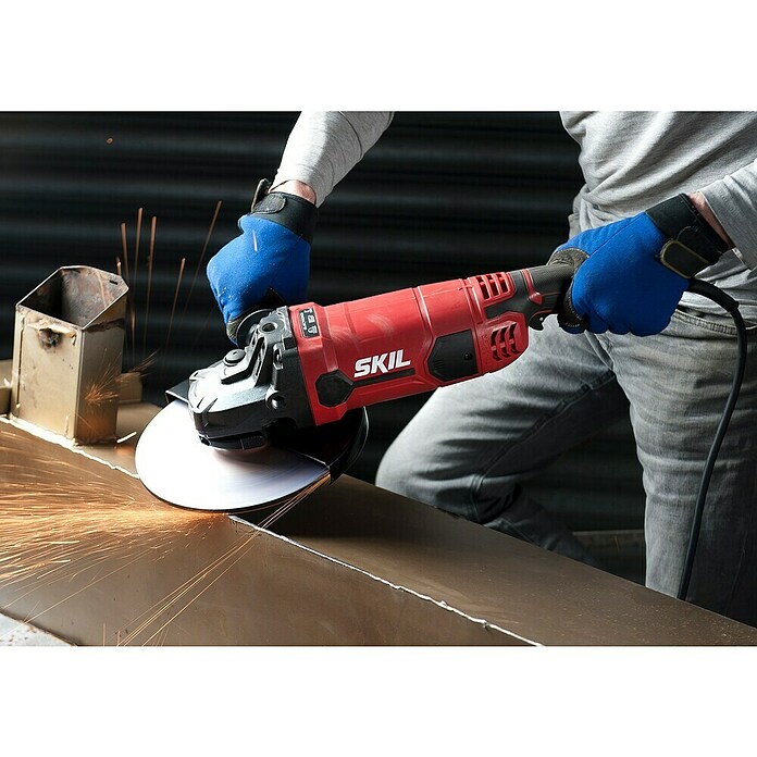 Skil Elektrische haakse slijper + Gratis Accu Compressor (6.600 tpm, Schijfdiameter: 230 cm) | BAUHAUS