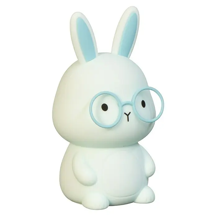 FHL easy LED-Nachtlicht Felix - 0,4 W, L x B x H: 9 x 9 x 16,3 cm, RGBW, Hase Felix - Ein niedliches, weißes Häschen mit blauen Akzenten und einer runden Brille, das ein verspieltes Design bietet.