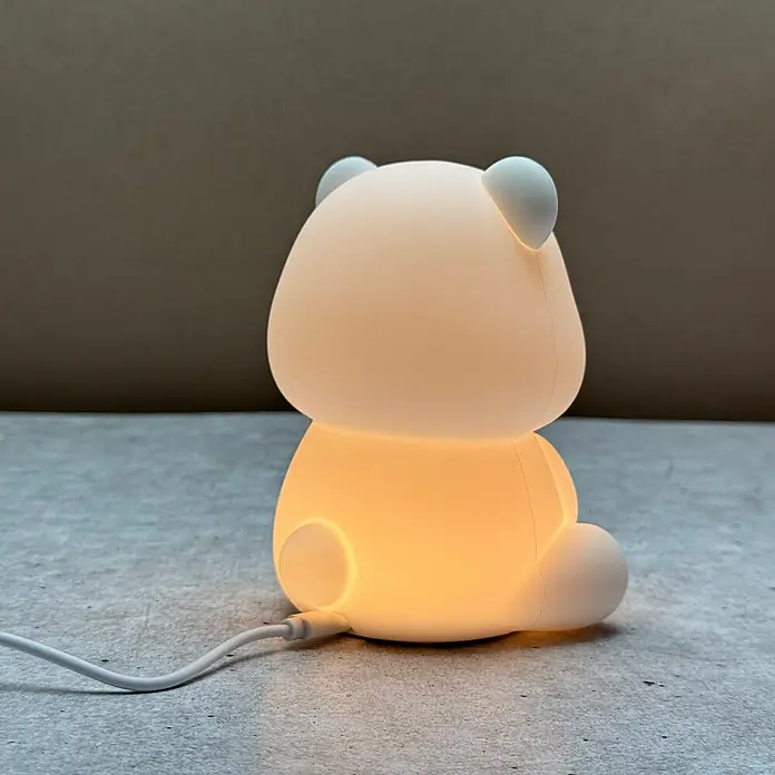 FHL easy LED-Nachtlicht Karl - 0,8 W, L x B x H: 10 x 10 x 13 cm, RGBW, Bär Karl - Niedliche Panda-förmige Nachtlampe mit USB-Anschluss, die ein warmes, beruhigendes Licht verbreitet. Ideal für Kinderzimmer.