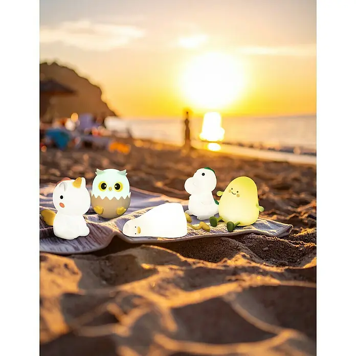 FHL easy LED-Nachtlicht Ella - 0,8 W, L x B x H: 11,5 x 9,5 x 12 cm, RGBW, Küken Ella - Verschiedene niedliche Nachtlichter in Tierform am Strand, perfekt als Dekoration oder für Kinder.