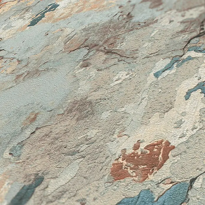 Tadessi Vliestapete M1-No.647 - Rot, Steinoptik, 10,05 x 0,53 m - Raue, mehrfarbige Schiefertextur in Grau-, Blau- und Brauntönen mit rötlichen Akzenten.